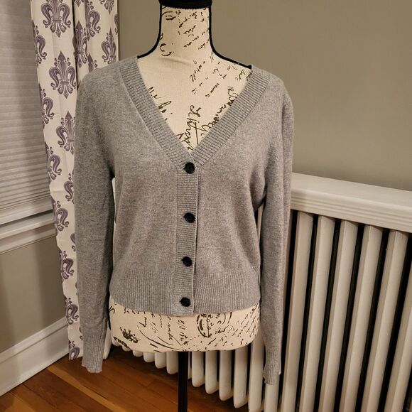J.Crew 100% Cashmere Grey Cropped V-Neck Cardigan, Quiet Luxury, Old Money, Sz M - Picture 3 of 11